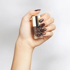 Zarko Beauty By Oli Nail Polish, Mocca 10 Zarko Beauty By Oli Nail Polish, Mocca -CND Butik 5745000189847 1
