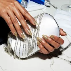 CND Vinylux Nail Polish, Glitter Sneaker -CND Butik 639370009421 3