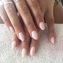 CND Vinylux Nail Polish, 142 Romantique -CND Butik 639370098647 2