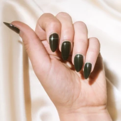 CND Vinylux Nail Polish, 314 Aura -CND Butik 639370926629 2