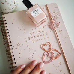 NAILBERRY L’Oxygéné Nail Polish, Candy Floss -CND Butik nailberry candy floss l oxygene 15ml 3